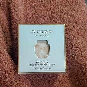 Byroe Oat Yogurt Moisture Barrier Cream - Brand New!